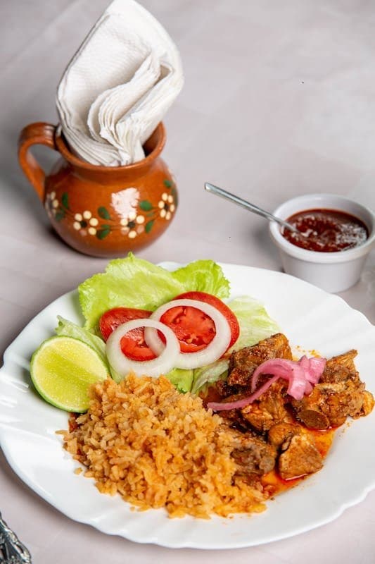 Cochinita pibil casera estilo yucateco tradicional